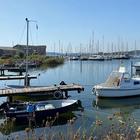 Daire Lounge Maritime